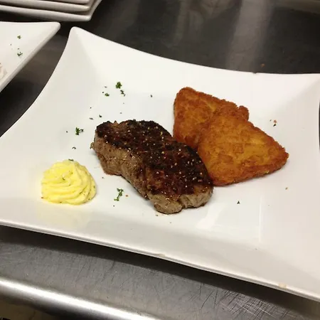Yumi Sushi-steaks & Friends Отель 3*