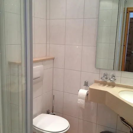 Yumi Sushi-steaks & Friends 3*