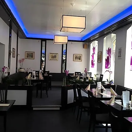 Отель Yumi Sushi-steaks & Friends